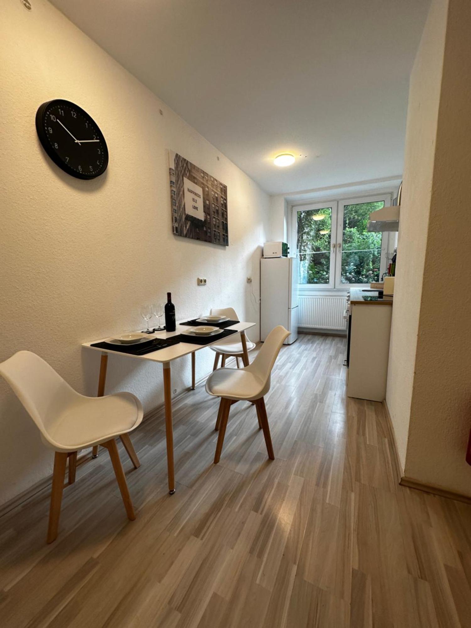 City Studios Mit Garten In Elberfeld- Zentral - Nespresso - Netflix Wuppertal Room photo