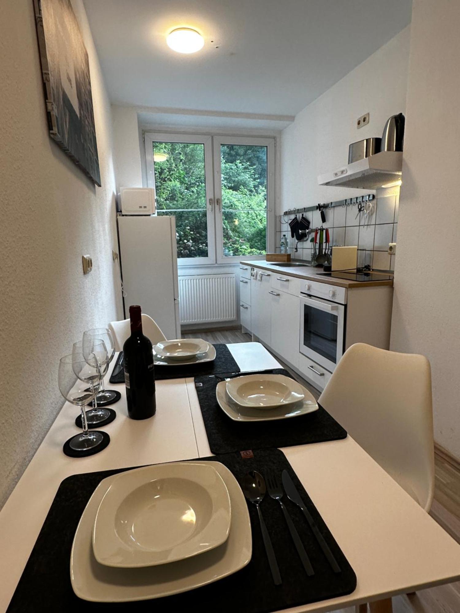 City Studios Mit Garten In Elberfeld- Zentral - Nespresso - Netflix Wuppertal Room photo